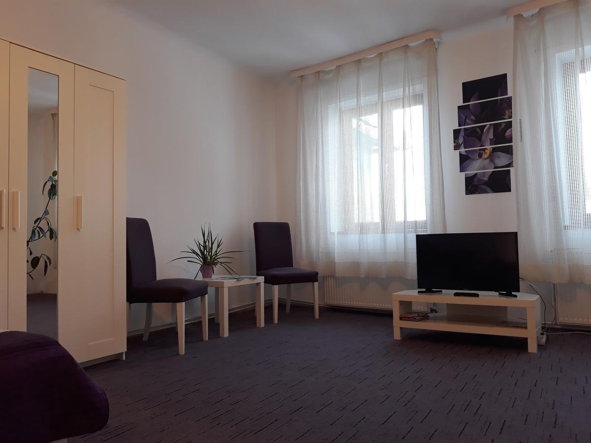 Studio S. Appartement Braşov Buitenkant foto